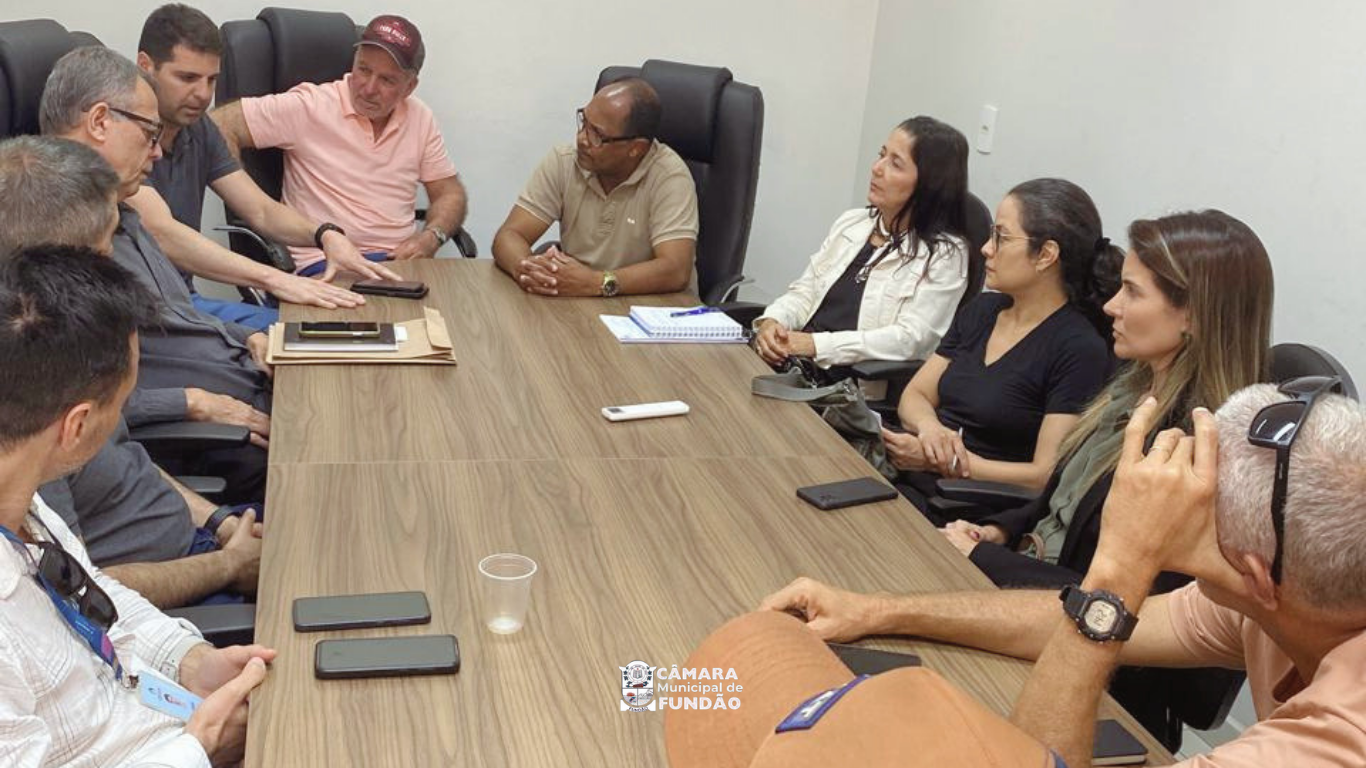 NOTÍCIA: Vereadores se reúnem com a Prefeitura e a Cesan para discutir melhorias nos serviços prestados à população